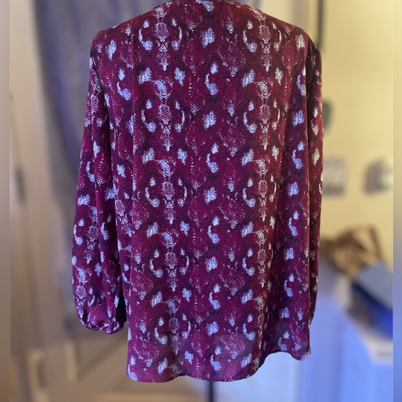 Red blouse - Picture 2 of 2